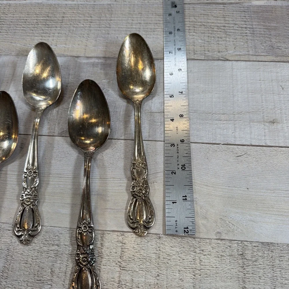1847 Rogers Bros Grand Heritage Silverplate Oval Soup Spoons Set of 6 Vintage